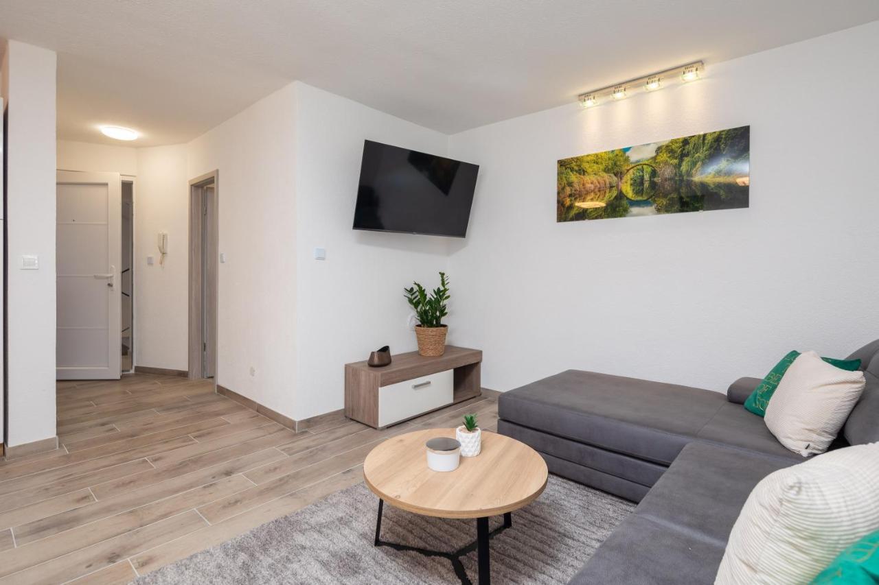 River Park Apartments Omiš Exteriér fotografie